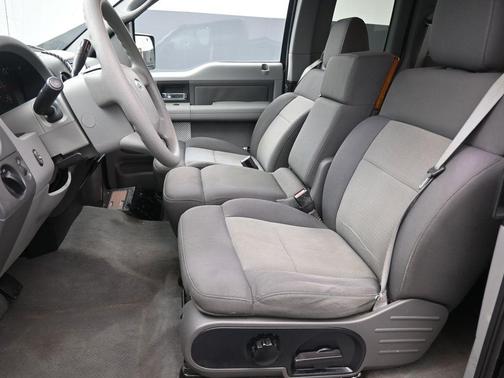 2004 Ford F-150 XL SuperCab