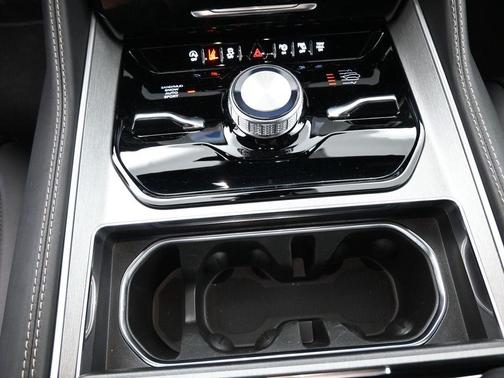 2025 Jeep Wagoneer Series II