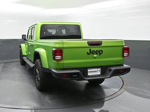 2025 Jeep Gladiator Sport