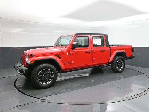 2023 Jeep Gladiator Overland