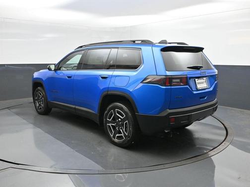Hydro Blue Pearlcoat 2026 Jeep Cherokee LAREDO/LIMITED