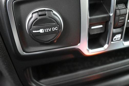 Bright White Clearcoat 2026 Jeep Gladiator 85th Anniversary Edition