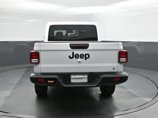 Bright White Clearcoat 2026 Jeep Gladiator 85th Anniversary Edition