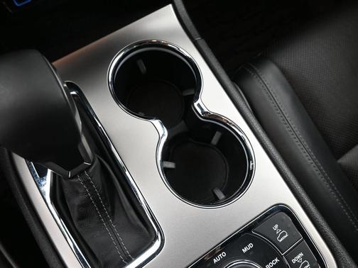 2019 Jeep Grand Cherokee Overland