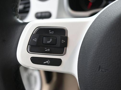 2014 Volkswagen Beetle 1.8T