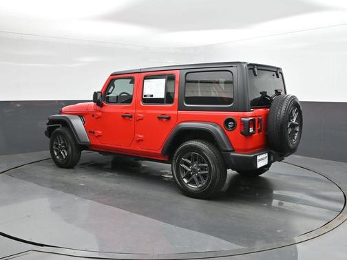 2024 Jeep Wrangler Sport