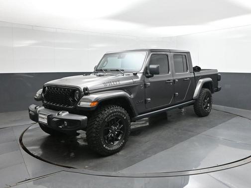 2024 Jeep Gladiator Sport