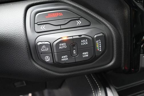 Serrano Red 2026 RAM 1500 RHO