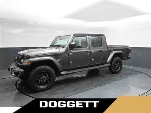 Granite Crystal Clearcoat Metallic 2026 Jeep Gladiator Texas Trail