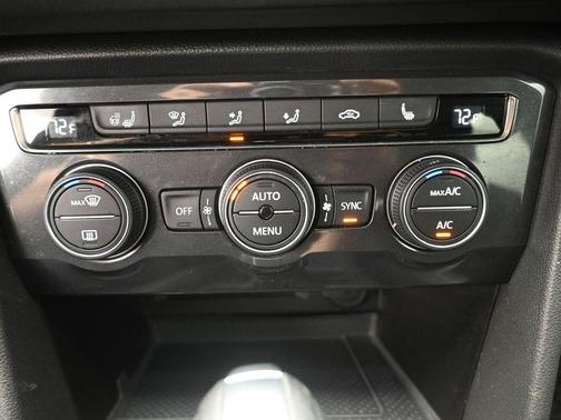 2021 Volkswagen Tiguan 2.0T SEL