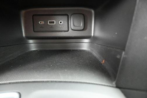 Iridescent Pearl Tricoat 2024 Chevrolet Equinox LT