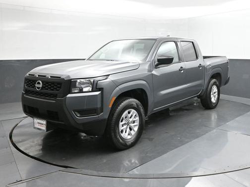 2025 Nissan Frontier S