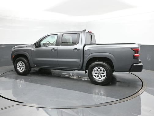 2025 Nissan Frontier S