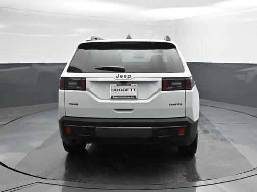 Bright White Clearcoat 2026 Jeep Cherokee LAREDO/LIMITED