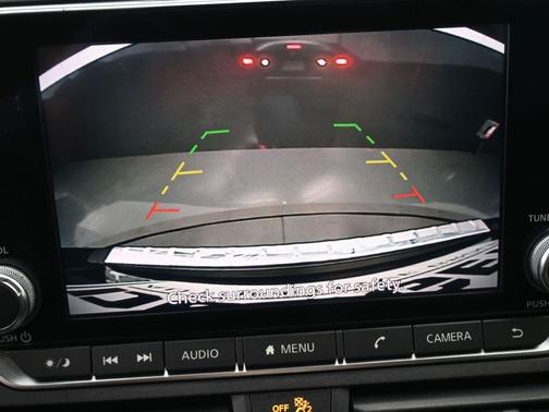 2022 Nissan Altima 2.0 SR