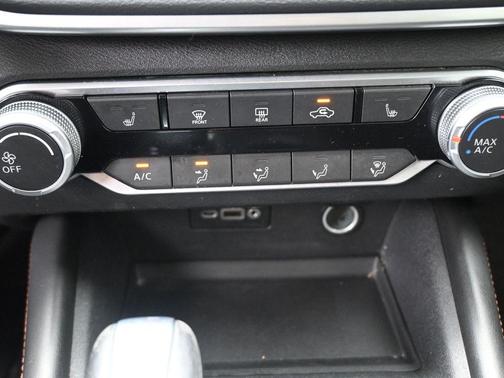 2022 Nissan Altima 2.0 SR