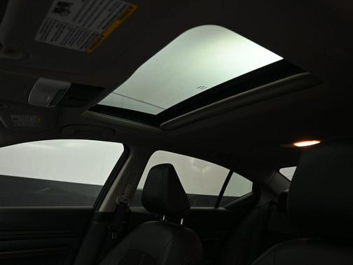 2022 Nissan Altima 2.0 SR