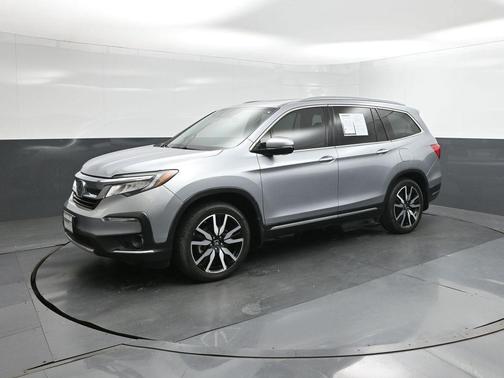 2020 Honda Pilot Touring 8-Passenger
