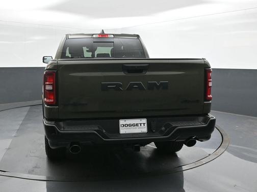 TANK 2026 RAM 1500 Big Horn/Lone Star