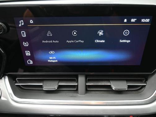 Mosaic Black Metallic 2024 Chevrolet Trax LT