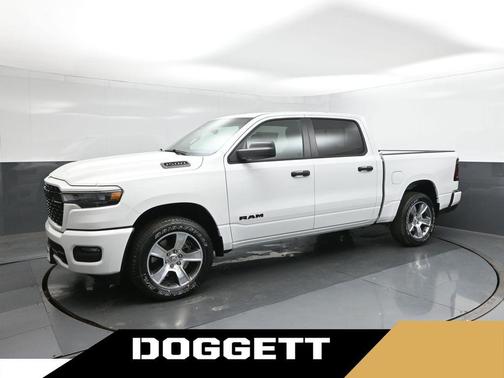 Bright White Clearcoat 2026 RAM 1500 Express