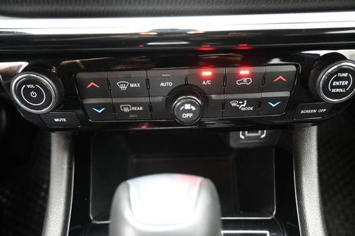 Diamond Black 2024 Jeep Compass Trailhawk