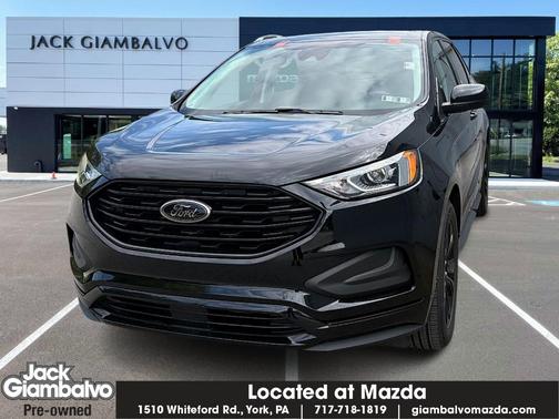Black Metallic 2022 Ford Edge SE
