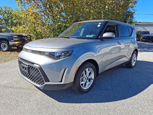 Steel Gray 2023 Kia Soul LX