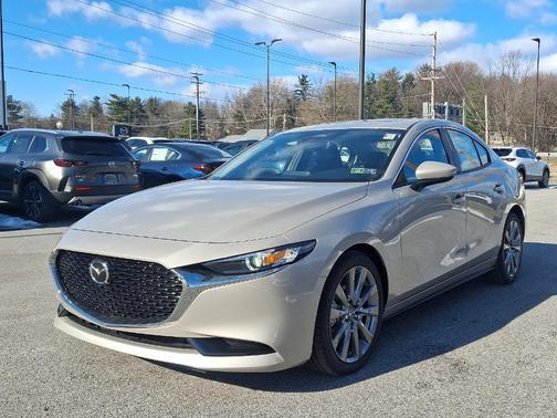 2025 Mazda Mazda3 FWD w/Preferred Package