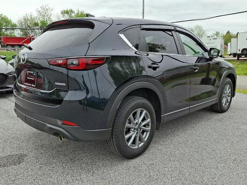 Jet Black Mica 2022 Mazda CX-5 2.5 S Select Package