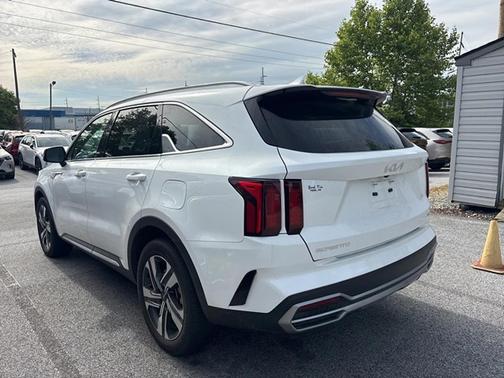 Snow White Pearl 2024 Kia Sorento Hybrid EX