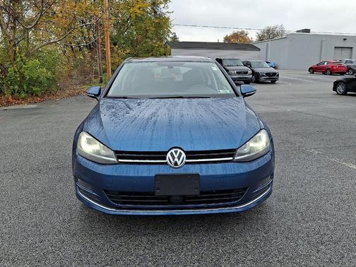 2015 Volkswagen Golf Auto TSI SE