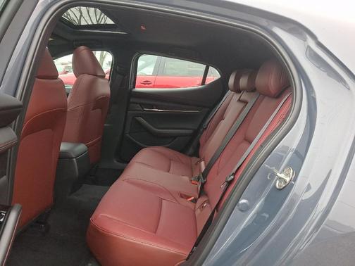 2026 Mazda Mazda3 2.5 S Carbon Edition