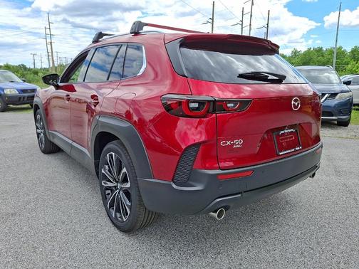 Soul Red Crystal Metallic 2026 Mazda CX-50 2.5 S PREMIUM