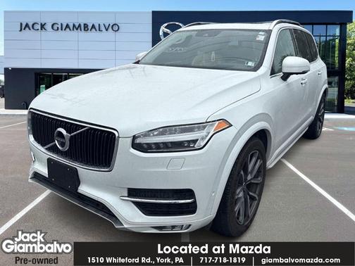 Crystal White Pearl 2017 Volvo XC90 T6 Momentum