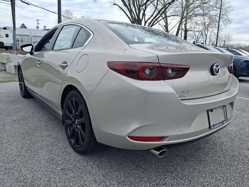 Platinum Quartz Metallic 2026 Mazda Mazda3 FWD w/Select Package