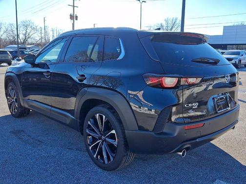 2026 Mazda CX-50 Premium