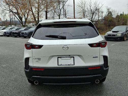 2026 Mazda CX-50 Premium Plus