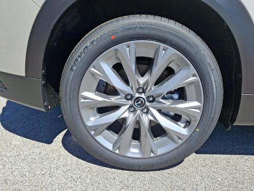 Platinum Quartz Metallic 2026 Mazda CX-90 3.3 Turbo Preferred