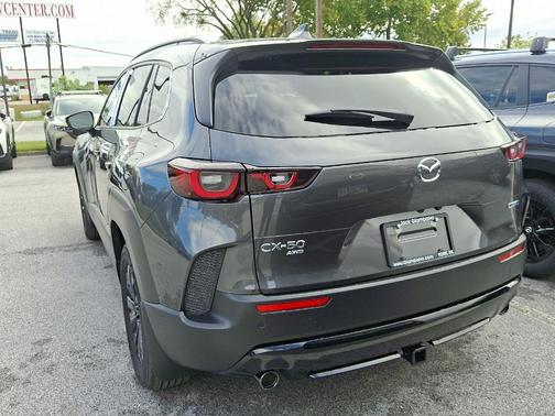 2026 Mazda CX-50 Premium