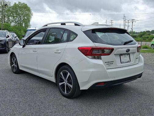 2023 Subaru Impreza 2.0i Premium