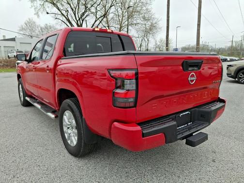 Red Alert 2023 Nissan Frontier SV