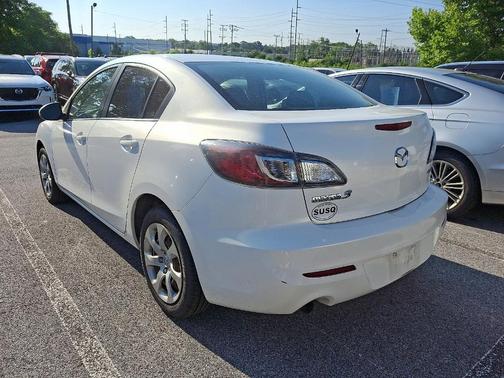 2013 Mazda Mazda3 i Sport