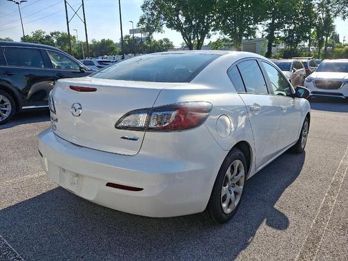 2013 Mazda Mazda3 i Sport