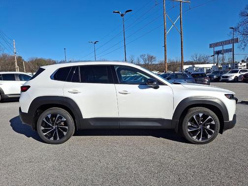 2026 Mazda CX-50 Premium Plus