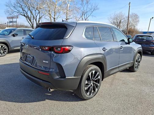 2026 Mazda CX-50 Premium Plus