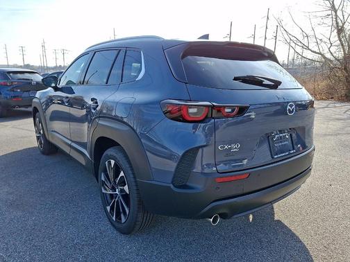 2026 Mazda CX-50 Premium Plus