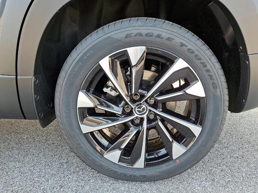 2026 Mazda CX-50 Premium Plus