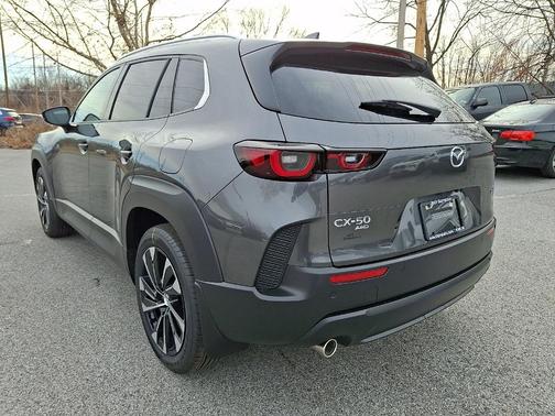 2026 Mazda CX-50 Premium Plus