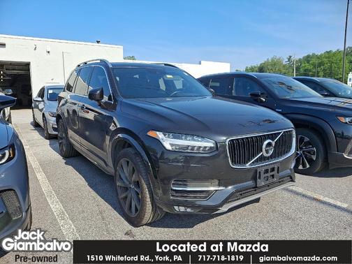 2018 Volvo XC90 T6 Momentum